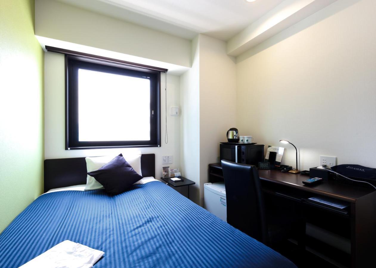 Hotel Livemax Ueno-Ekimae Tokio Exterior foto